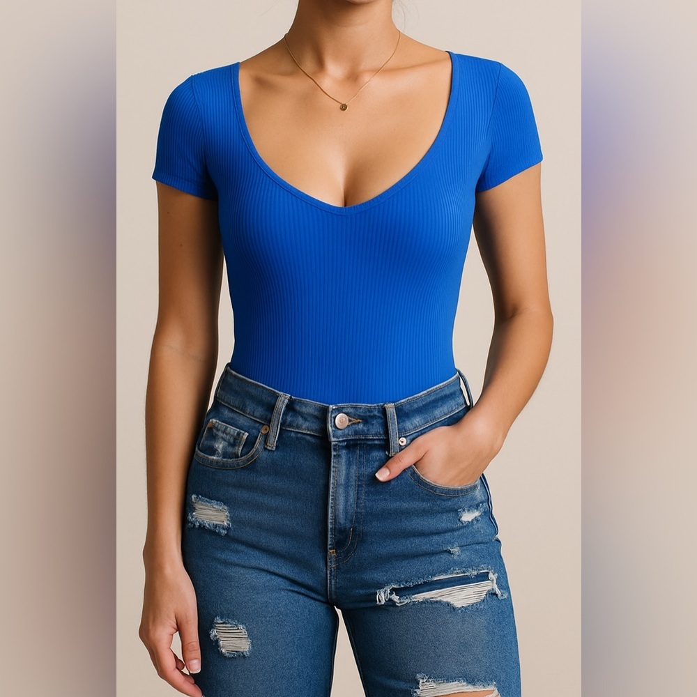 🚨 3 for $25 - ELODIE Nwt Ribbed Bodysuit